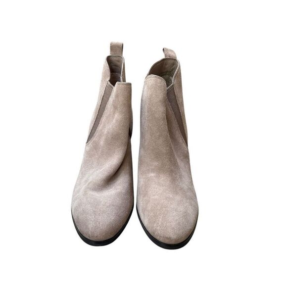 Michael Kors Brandy Chelsea Ankle Boots Womens Taupe Suede Block Heel Bootie Sz - Picture 3 of 9